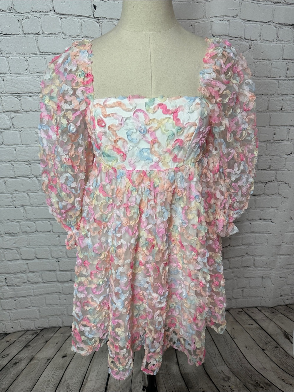 Storia Rainbow Pastel 3D Ribbon Loop Appliqué  
Babydoll Dress Size S Small